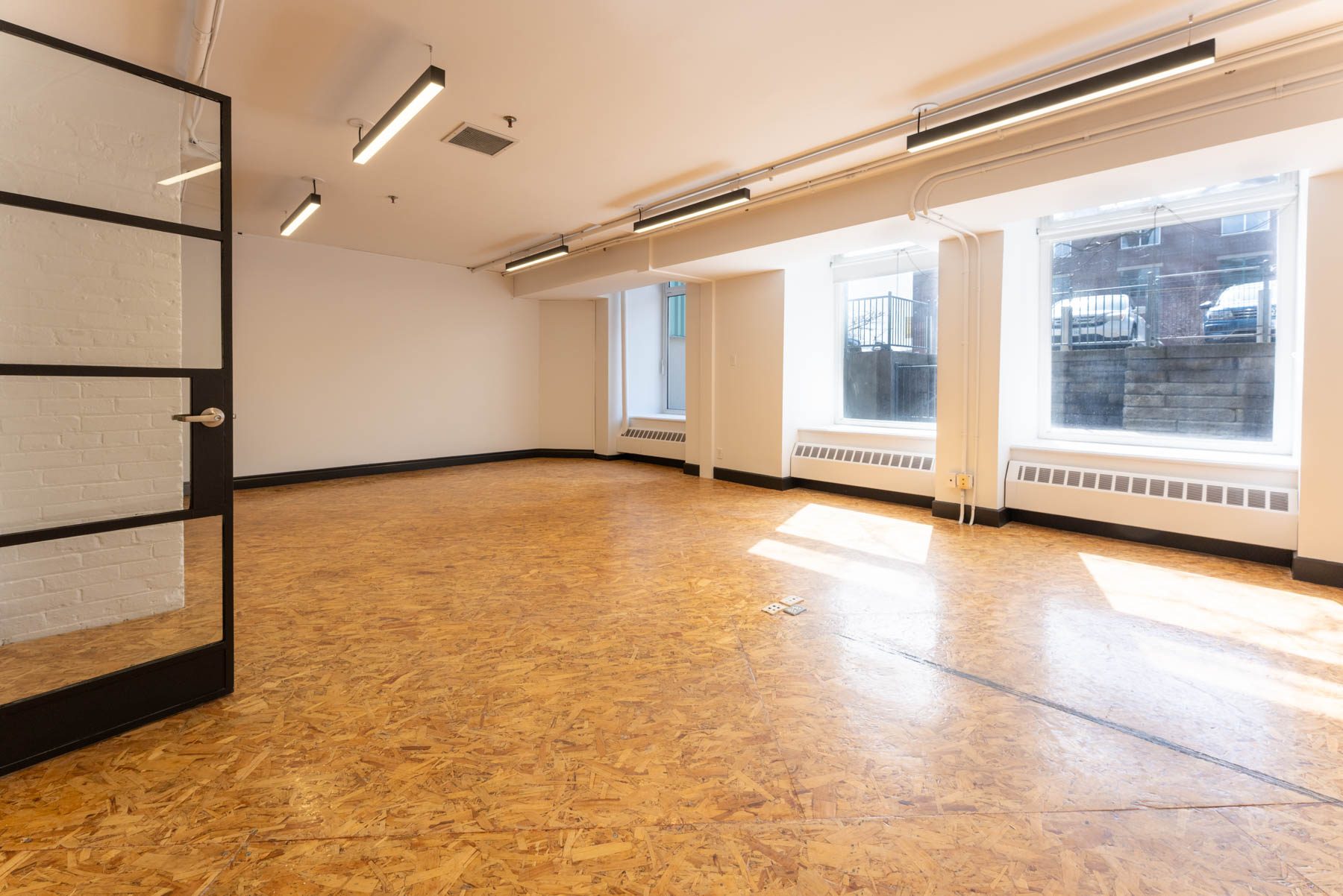 Unit 12A interior, photo 7