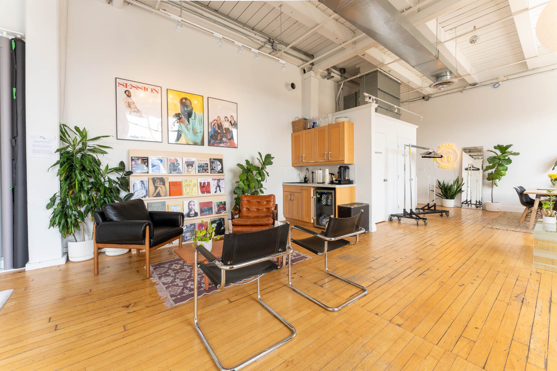 Unit 207B interior, photo 3