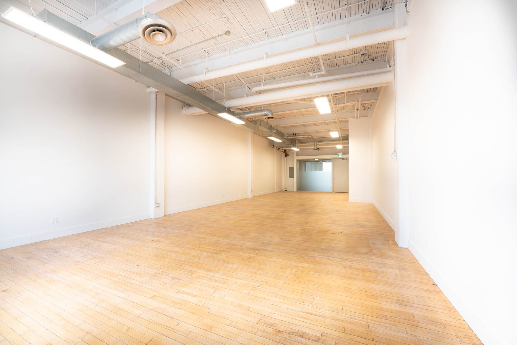 Unit 211C interior, photo 2