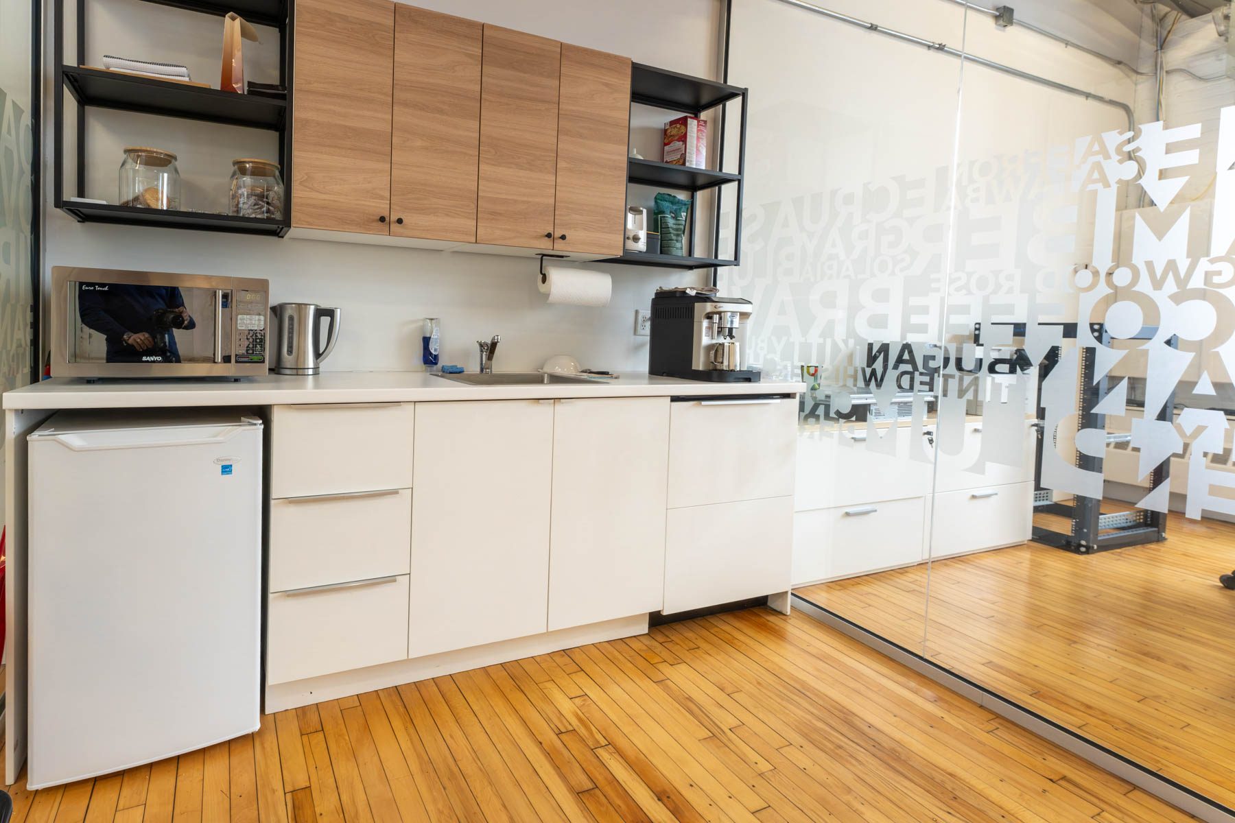 Unit 306B interior, photo 3