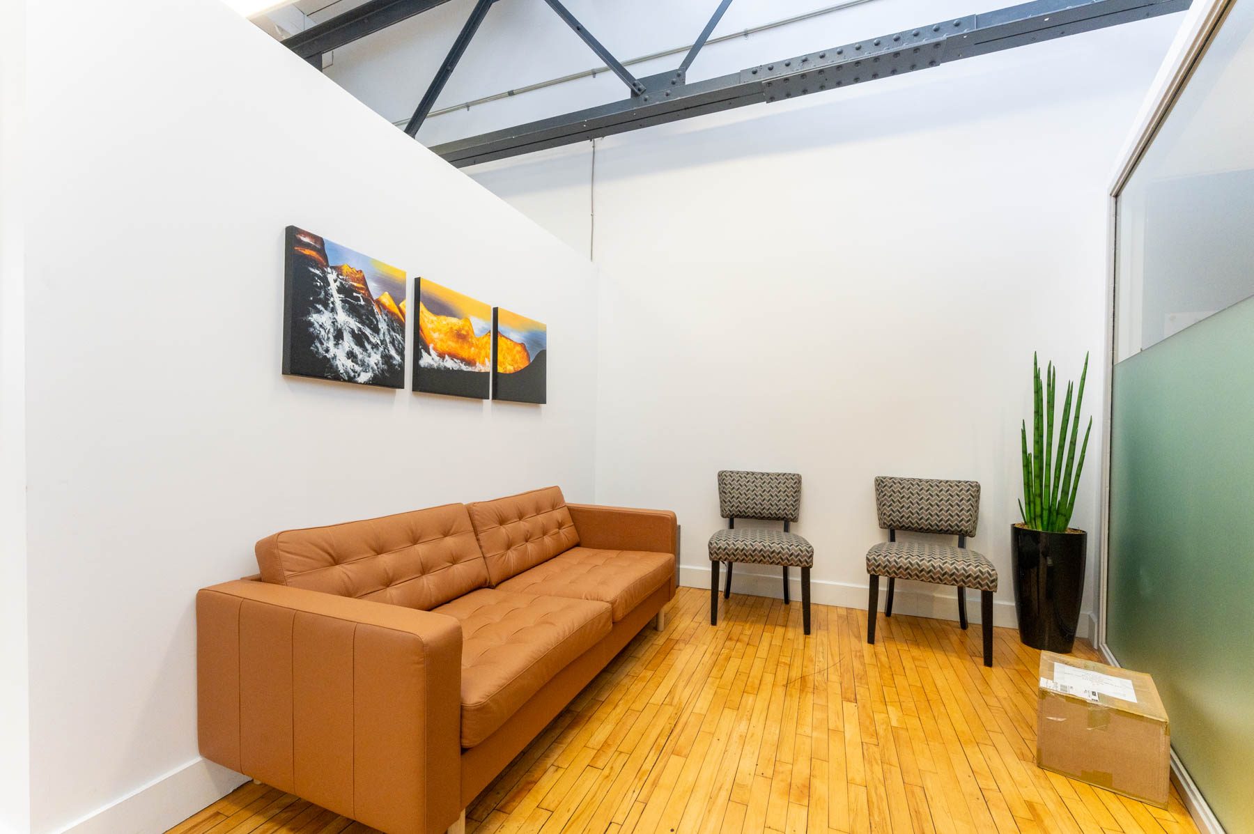 Unit 306B interior, photo 5
