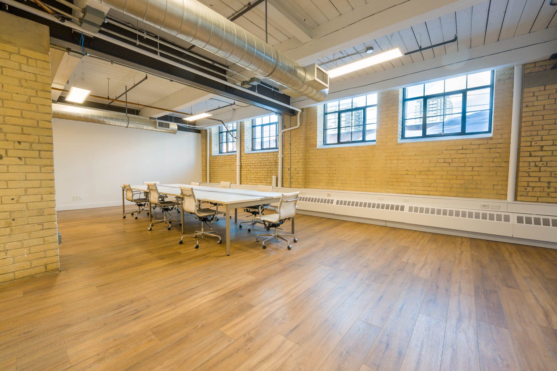 Unit 6A interior, photo 5